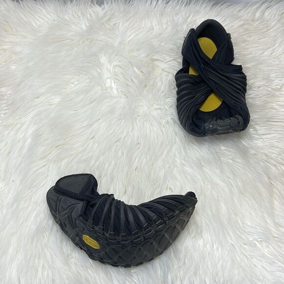 Furoshiki Vibram Black Wrap Shoes Sz M/EU 40-41/US 7.5-8 - Picture 2 of 7
